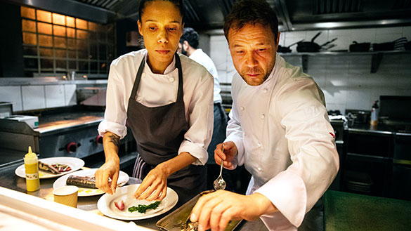 ボイリング・ポイント／沸騰、画像メイン