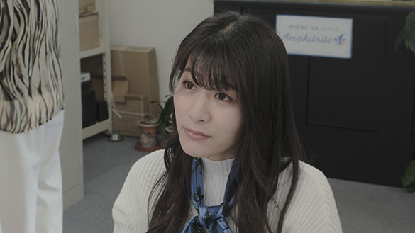 片袖の魚、画像9