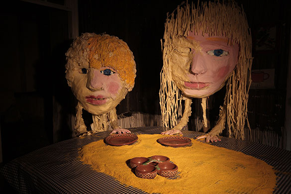 オオカミの家 同時上映：『骨』、画像2