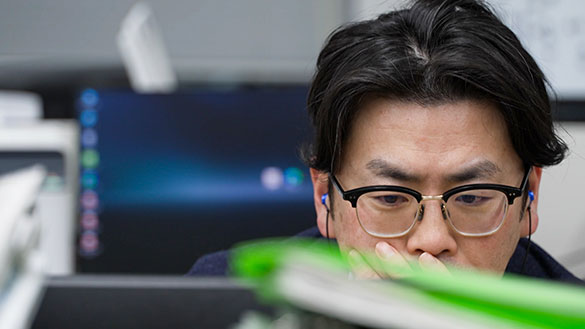 揺さぶられる正義、画像メイン